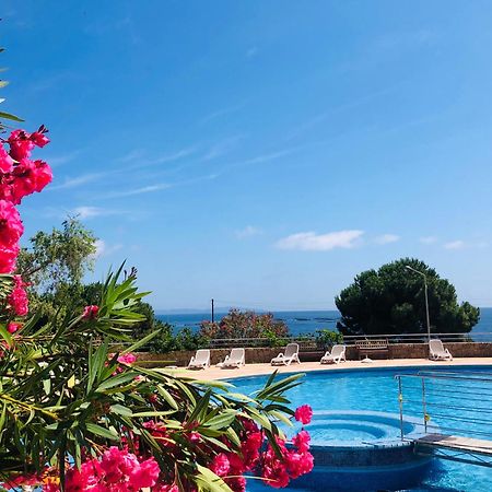 Superbe T2 Vue Mer - Piscine & Plage A 100M Ajaccio (Corsica) Exterior foto