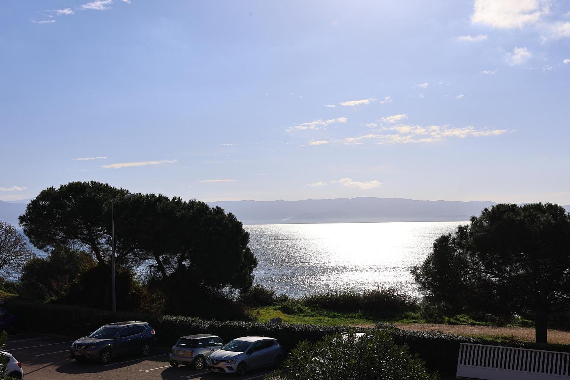 Superbe T2 Vue Mer - Piscine & Plage A 100M Ajaccio (Corsica) Exterior foto
