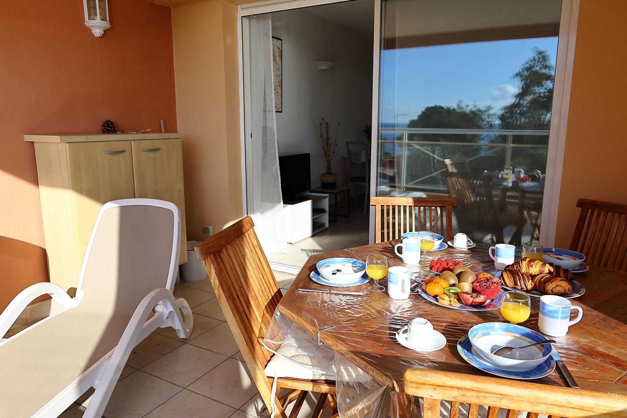 Superbe T2 Vue Mer - Piscine & Plage A 100M Ajaccio (Corsica) Exterior foto